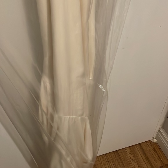 Raw silk vineyard collection wedding gown ivory - Picture 9 of 16